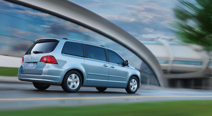  Volkswagen Routan 2009 года  (фото 48 из 80)